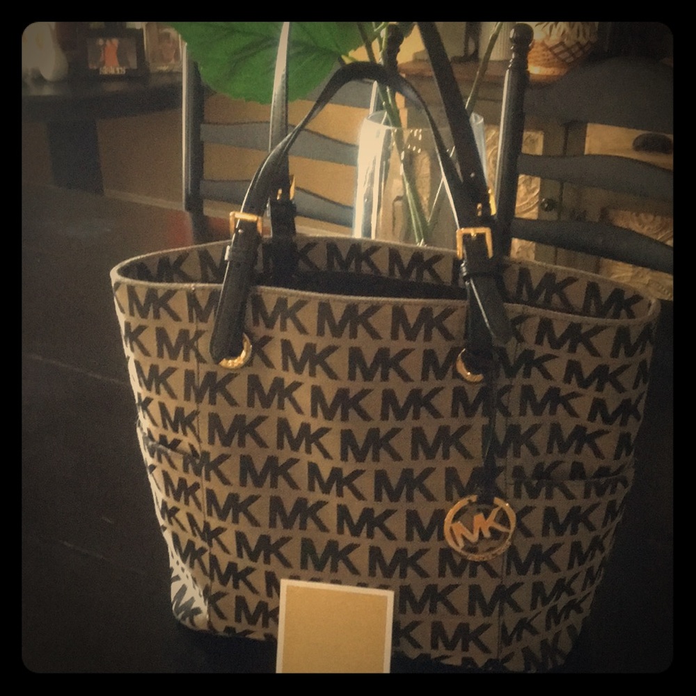 Michael Kors Tote